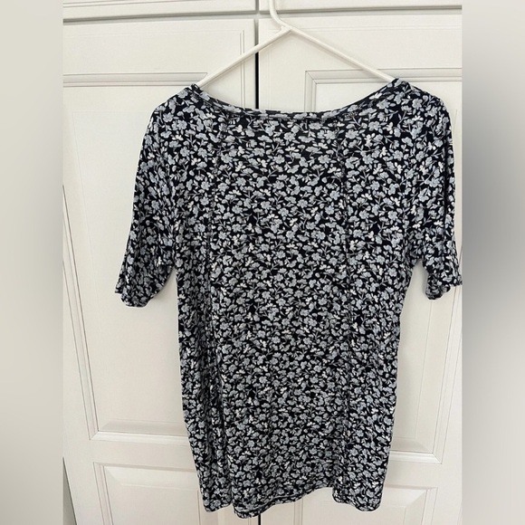 J Jill Pima Cotton Floral Seamed Tunic Tee - Elbow Sleeve - Picture 4 of 5